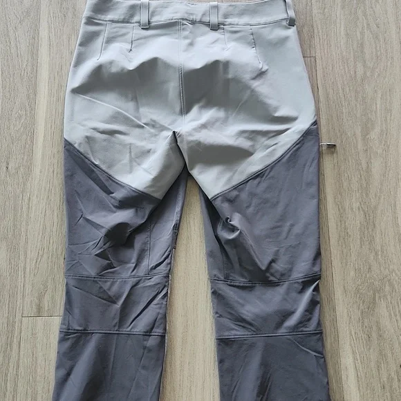 Men's The North Face Size 30 Waist. Gray Impendor Slim Fit Soft Shell Pants. - Picture 6 of 8